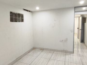 SE VENDE MINIDEPARTAMENTO EN SAN JUAN DE MIRAFLORES