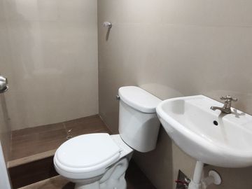 SE VENDE MINIDEPARTAMENTO EN SAN JUAN DE MIRAFLORES