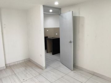 SE VENDE MINIDEPARTAMENTO EN SAN JUAN DE MIRAFLORES