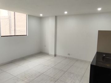 SE VENDE MINIDEPARTAMENTO EN SAN JUAN DE MIRAFLORES
