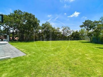 Residencia De Una Planta En Hacienda De Vallescondido: Lujo Y Confort En Un Entorno Exclusivo