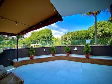 BAJO DE PRECIO!!! EXCLUSIVO DEPARTAMENTO EN VENTA CON AMPLIA TERRAZA Y FRENTE A PARQUE EN CHACARILLA - SURCO