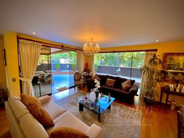 BAJO DE PRECIO!!! EXCLUSIVO DEPARTAMENTO EN VENTA CON AMPLIA TERRAZA Y FRENTE A PARQUE EN CHACARILLA - SURCO