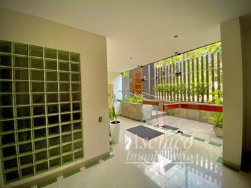 BAJO DE PRECIO!!! EXCLUSIVO DEPARTAMENTO EN VENTA CON AMPLIA TERRAZA Y FRENTE A PARQUE EN CHACARILLA - SURCO