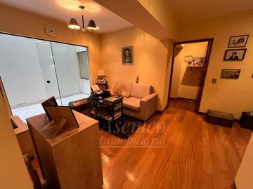 BAJO DE PRECIO!!! EXCLUSIVO DEPARTAMENTO EN VENTA CON AMPLIA TERRAZA Y FRENTE A PARQUE EN CHACARILLA - SURCO