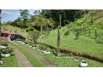 Vendo Finca en Girardota