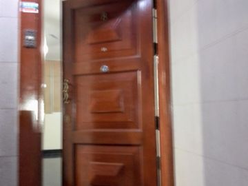 Venta De Departamento Flat En Los Robles, San Isidro 87m2