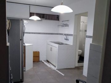 Venta De Departamento Flat En Los Robles, San Isidro 87m2