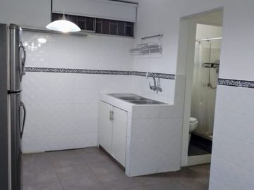 Venta De Departamento Flat En Los Robles, San Isidro 87m2