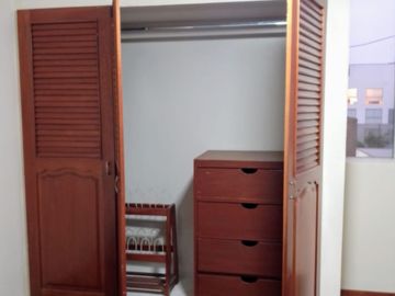 Venta De Departamento Flat En Los Robles, San Isidro 87m2