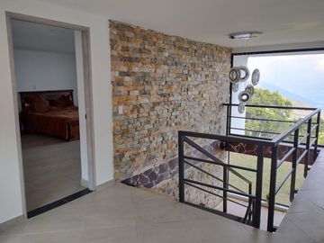 Vendo Finca Moderna en Parcelación California Bello