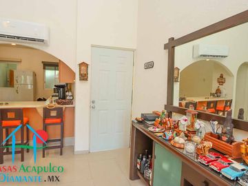 Departamento en renta con terraza, vista a la alberca y áreas comunes