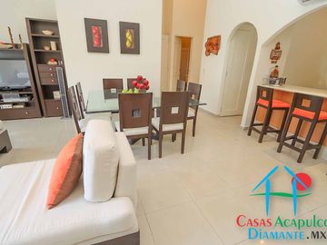Departamento en renta con terraza, vista a la alberca y áreas comunes