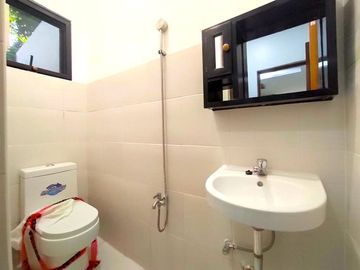 HOUSE & LOT FOR SALE IN BETTERLIVING NEWLY-BUILT MODERN DESIGN 2-STOREY DUPLEX
