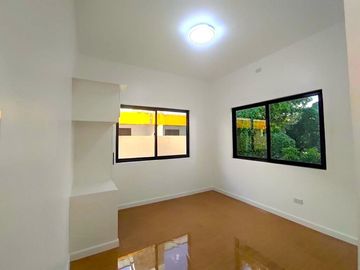 HOUSE & LOT FOR SALE IN BETTERLIVING NEWLY-BUILT MODERN DESIGN 2-STOREY DUPLEX