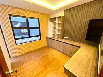 Brand New luxurious 3 storey Modern Single Attached For Sale in BF Resort Las pinas