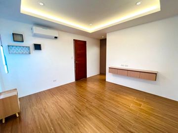 Brand New luxurious 3 storey Modern Single Attached For Sale in BF Resort Las pinas