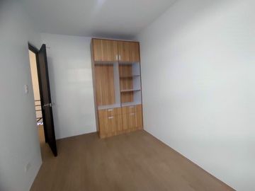 Own Your Piece: Pristine 2-Storey Duplex House and Lot in Betterliving Subdivision Don Bosco