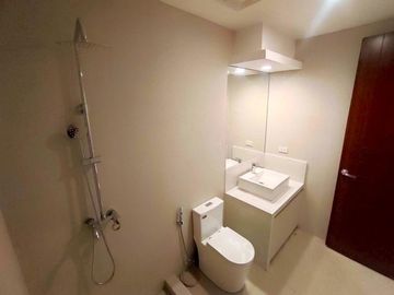 Architect Elegant Design 2Storey Duplex House and Lot in Betterliving Subdivision Parañaque