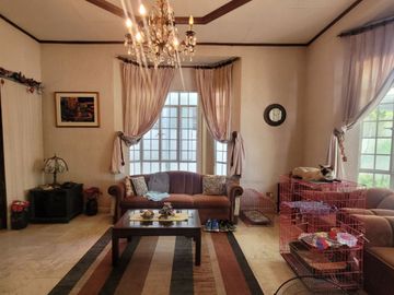 3 Bedroom Elegant House for Sale in Ayala Alabang, Muntinlupa