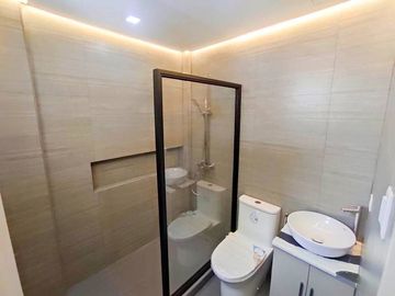 Modern Complete Finished 2Storey Duplex House and Lot in Betterliving Subdivision Parañaque
