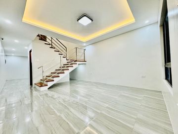 Brandnew Modern 2Storey Triplex House and Lot in Fortunata Village San Isidro Parañaque City