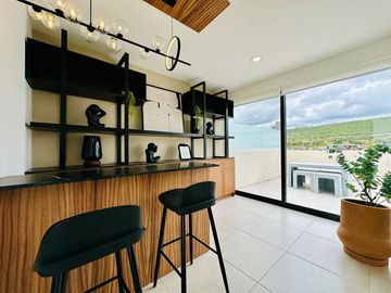 Casa de 4 Recámaras con Baño en Zarú, Qro.