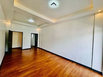 Elegant Modern 2Storey Duplex House and Lot for Sale in San Isidro Parañaque City