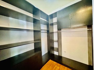 Elegant Modern 2Storey Duplex House and Lot for Sale in San Isidro Parañaque City