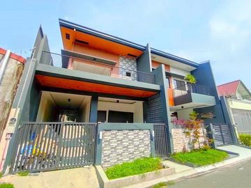 Elegant Modern 2Storey Duplex House and Lot for Sale in San Isidro Parañaque City