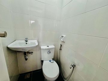 Elegant Modern 2Storey Duplex House and Lot for Sale in San Isidro Parañaque City