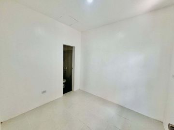 Elegant Modern 2Storey Duplex House and Lot for Sale in San Isidro Parañaque City
