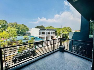 Elegant Modern 2Storey Duplex House and Lot for Sale in San Isidro Parañaque City