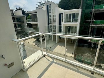 ABS - FOR SALE: 5-Bedroom Townhouse in M Residences Capitol Hills, Quezon