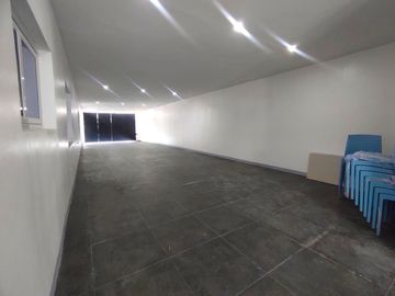 With a Swimming Pool Renovated Single Detached House & Lot for Sale in the Multinational Village Parañaque