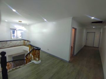 With a Swimming Pool Renovated Single Detached House & Lot for Sale in the Multinational Village Parañaque