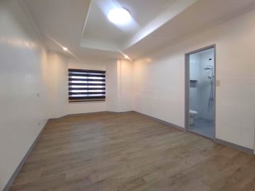 With a Swimming Pool Renovated Single Detached House & Lot for Sale in the Multinational Village Parañaque