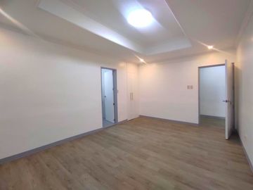 With a Swimming Pool Renovated Single Detached House & Lot for Sale in the Multinational Village Parañaque