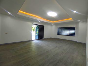 With a Swimming Pool Renovated Single Detached House & Lot for Sale in the Multinational Village Parañaque