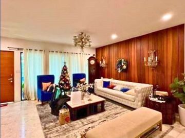 Nice House for SALE in Dasmariñas Village, Makati