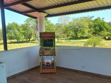 VENDEMOS HERMOSA FINCA EN EL CARMEN DE APICALA