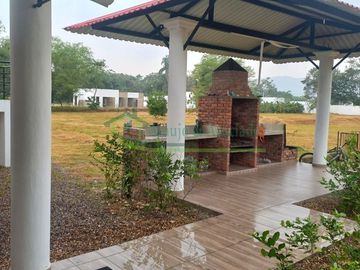 VENDEMOS HERMOSA FINCA EN EL CARMEN DE APICALA