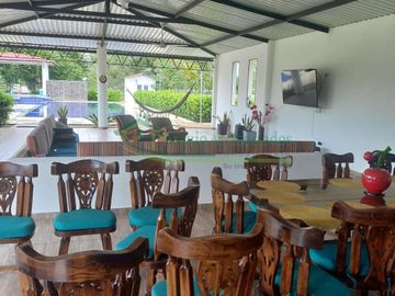 VENDEMOS HERMOSA FINCA EN EL CARMEN DE APICALA