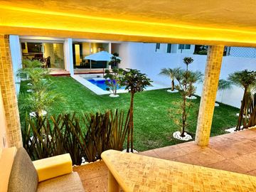 Casa de Lujo en Venta – Colonia Los Tulipanes, Cuernavaca