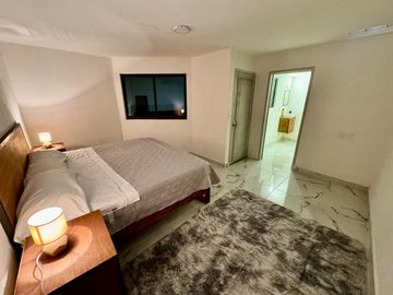 Casa de Lujo en Venta – Colonia Los Tulipanes, Cuernavaca