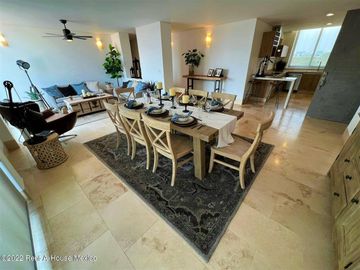Departamento de tres recámaras en venta en Cumbres del Lago, Querétaro