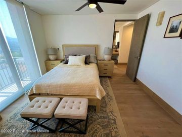 Departamento de tres recámaras en venta en Cumbres del Lago, Querétaro