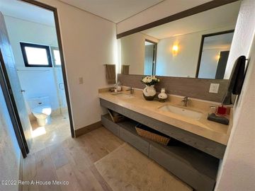 Departamento de tres recámaras en venta en Cumbres del Lago, Querétaro