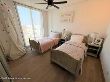 Departamento de tres recámaras en venta en Cumbres del Lago, Querétaro
