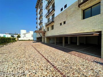 Departamento de tres recámaras en venta en Cumbres del Lago, Querétaro